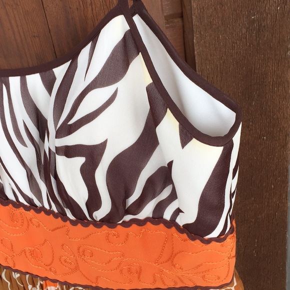 BCBG Paris Safari Dress 6 - Picture 4 of 8